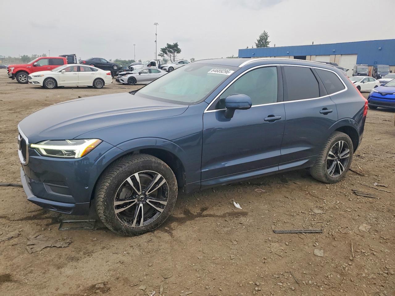 2019 VOLVO XC60 Momentum