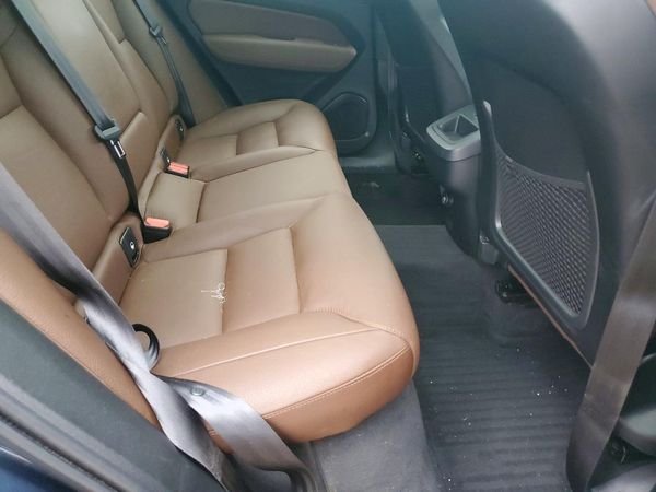 2019 VOLVO XC60 Momentum
