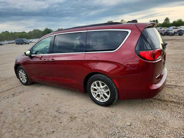 2021 CHRYSLER VOYAGER
