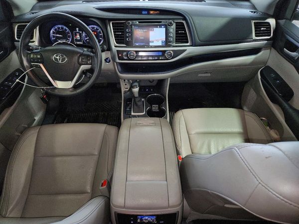 2016 TOYOTA HIGHLANDER Base/Hybrid