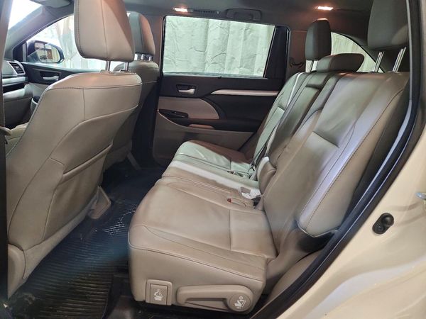 2016 TOYOTA HIGHLANDER Base/Hybrid