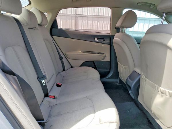 2016 KIA OPTIMA GL