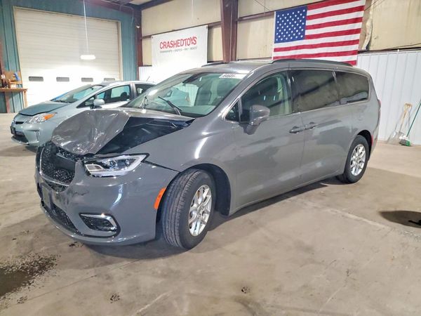 2022 CHRYSLER PACIFICA