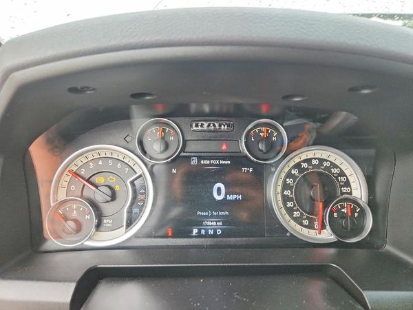 2015 RAM 1500 SLT