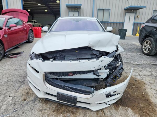 2018 JAGUAR XE Premium