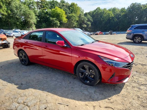 2023 HYUNDAI ELANTRA