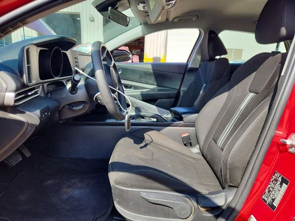 2023 HYUNDAI ELANTRA