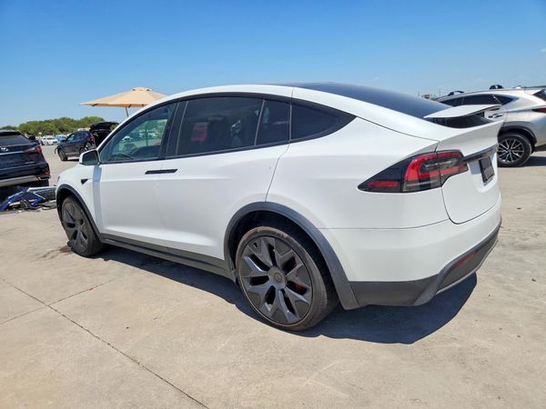 2026 TESLA MODEL X