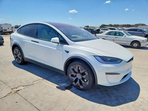 2026 TESLA MODEL X