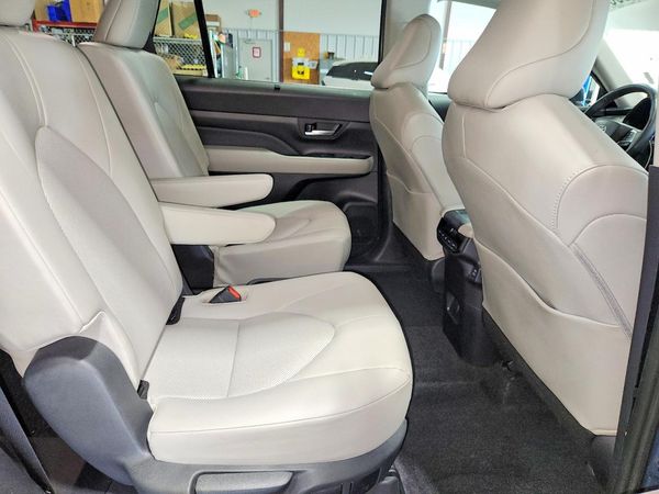 2024 TOYOTA GRAND HIGHLANDER