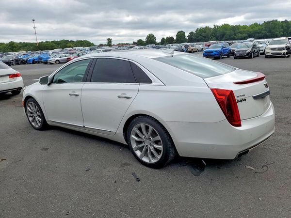 2016 CADILLAC XTS Luxury