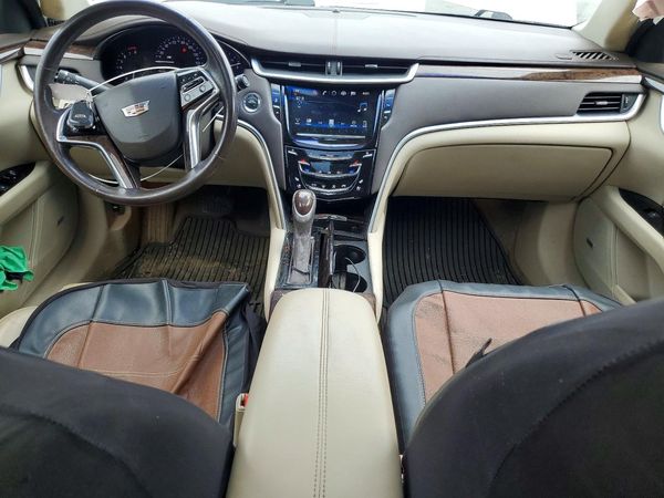 2016 CADILLAC XTS Luxury