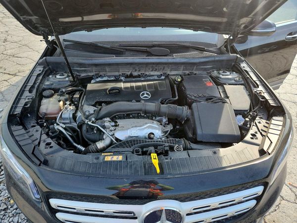 2022 MERCEDES-BENZ GLB GLB250