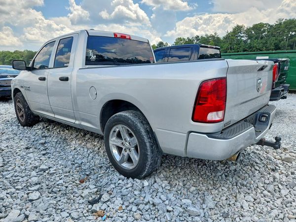 2017 RAM 1500 ST QUAD CAB 4X2