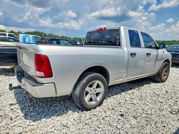 2017 RAM 1500 ST QUAD CAB 4X2