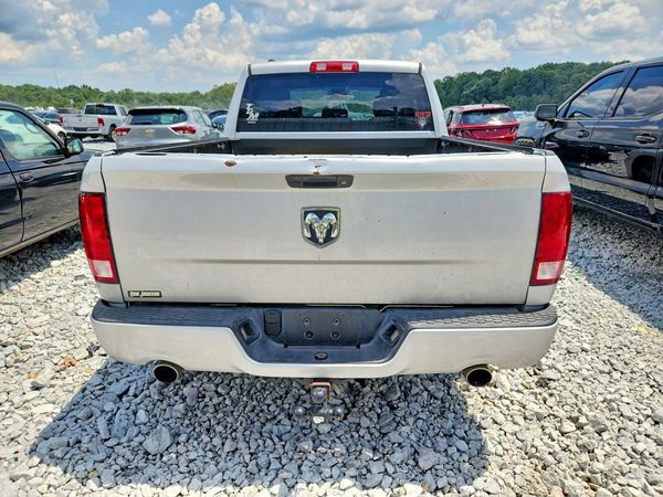 2017 RAM 1500 ST QUAD CAB 4X2