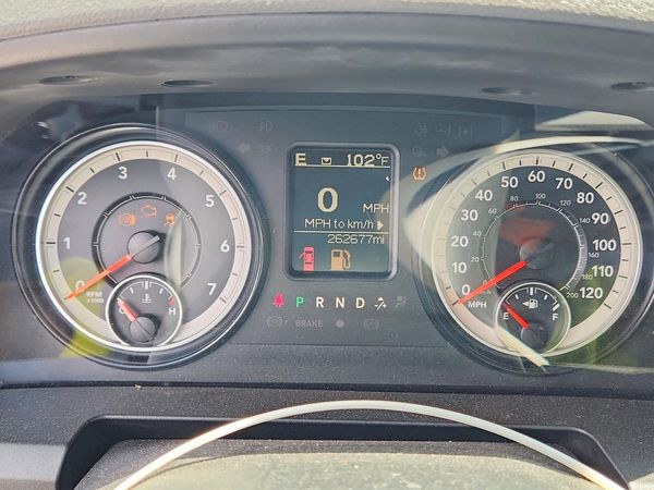 2017 RAM 1500 ST QUAD CAB 4X2