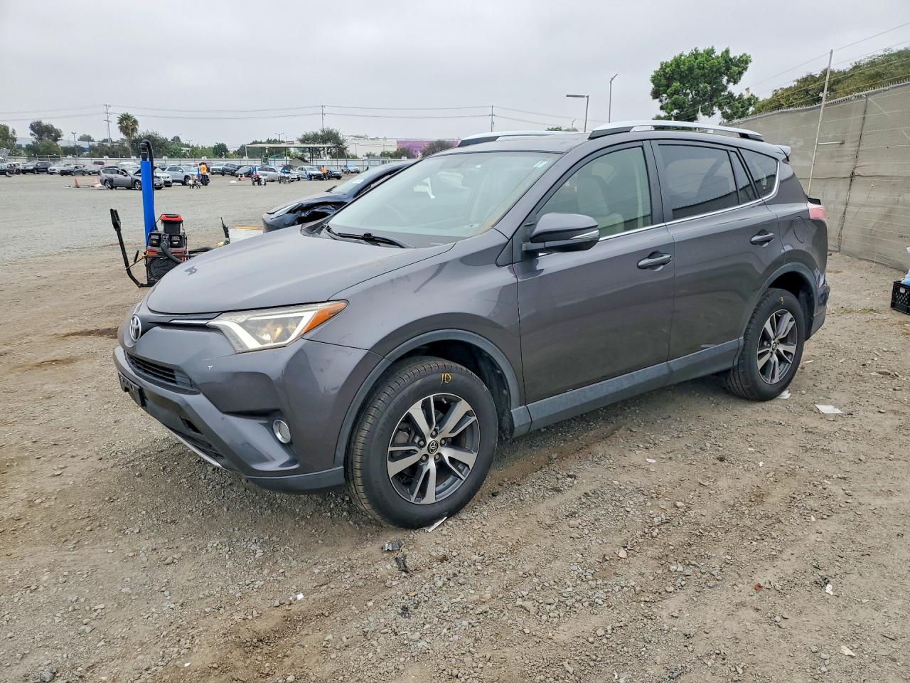 2016 TOYOTA RAV4 XLE (M Grade)