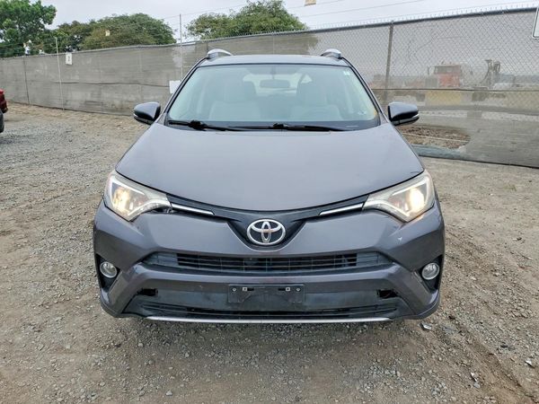 2016 TOYOTA RAV4 XLE (M Grade)