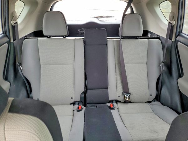 2016 TOYOTA RAV4 XLE (M Grade)