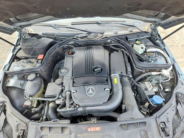 2012 MERCEDES-BENZ C C250