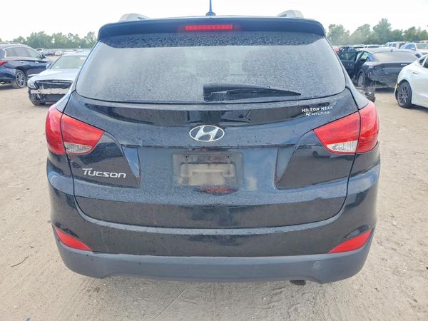2015 HYUNDAI TUCSON GLS (Middle)