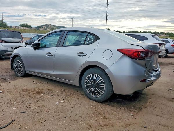 2015 MAZDA 3 SV/Base