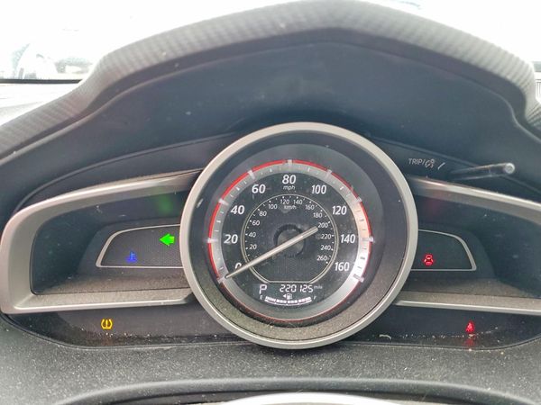 2015 MAZDA 3 SV/Base