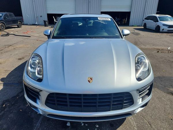 2017 PORSCHE MACAN