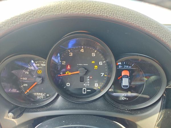 2017 PORSCHE MACAN