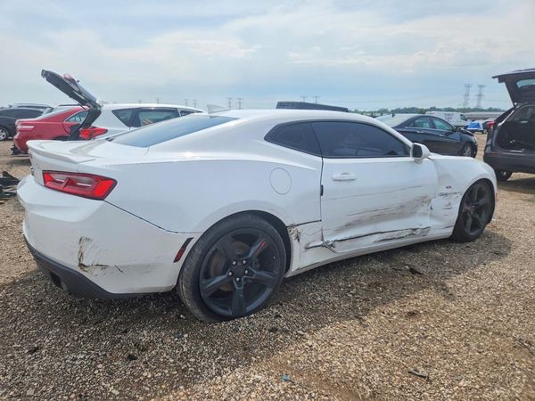 2017 CHEVROLET CAMARO 1LT