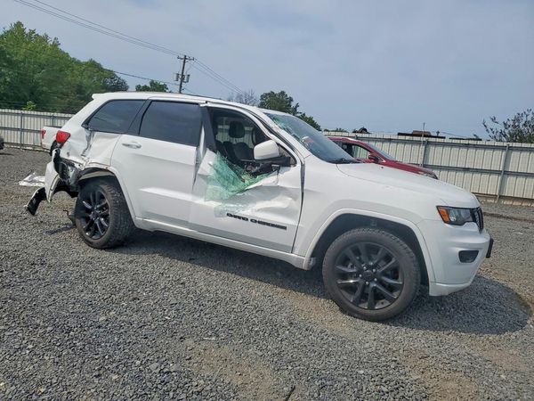2020 JEEP GRAND CHEROKEE Laredo