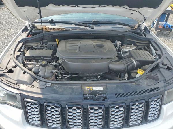2020 JEEP GRAND CHEROKEE Laredo