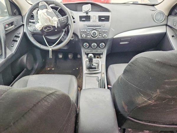 2013 MAZDA 3 Touring/GS — CKPT