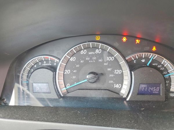 2012 TOYOTA CAMRY