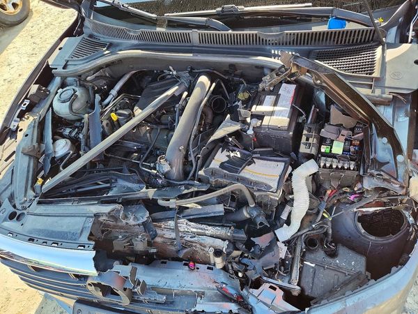 2019 VOLKSWAGEN JETTA S, SE, R-Line