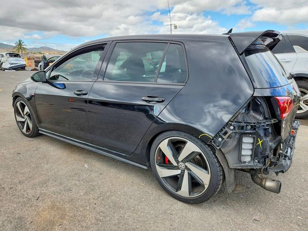2018 VOLKSWAGEN GTI S, SE, Autobahn