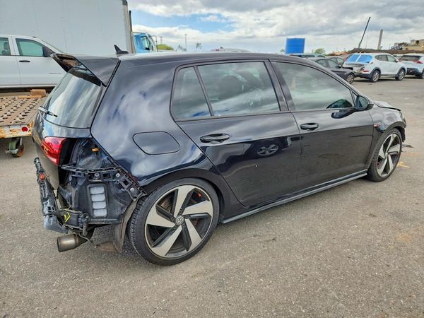 2018 VOLKSWAGEN GTI S, SE, Autobahn