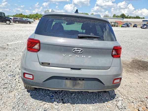 2021 HYUNDAI VENUE SEL & Denim
