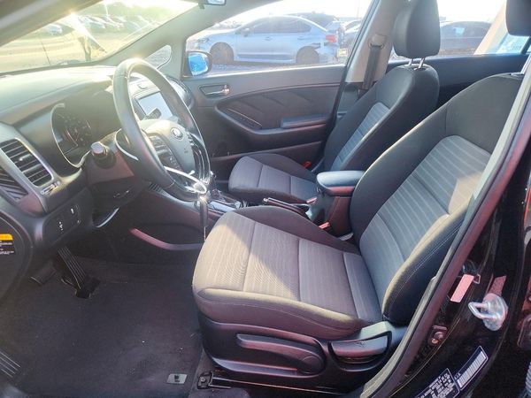 2017 KIA FORTE LX Popular, S