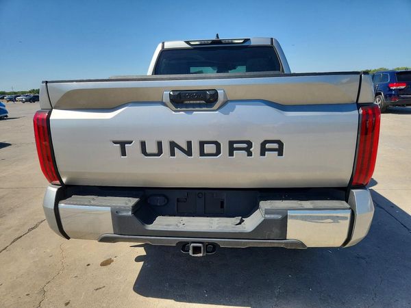 2022 TOYOTA TUNDRA