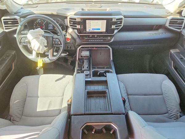 2022 TOYOTA TUNDRA