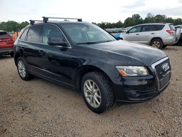 2012 AUDI Q5 Premium Plus