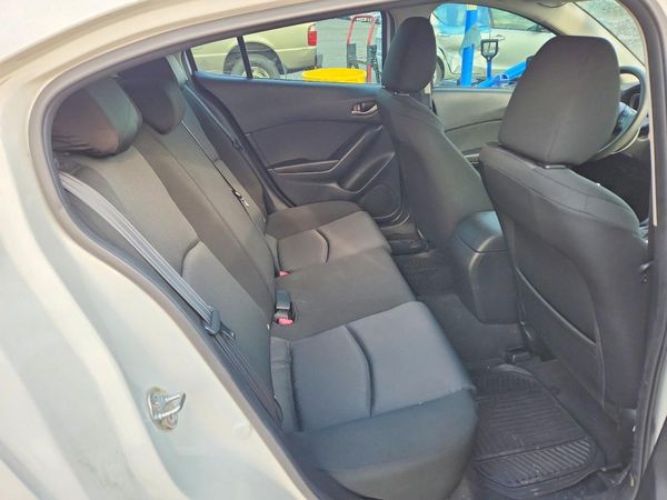 2014 MAZDA 3 Sport/GX