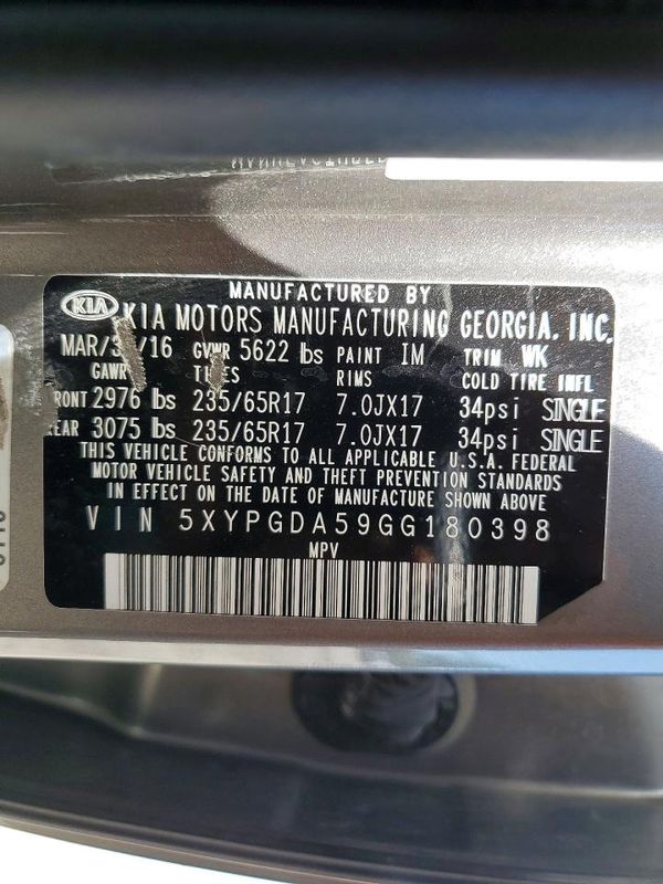 2016 KIA SORENTO L / LX
