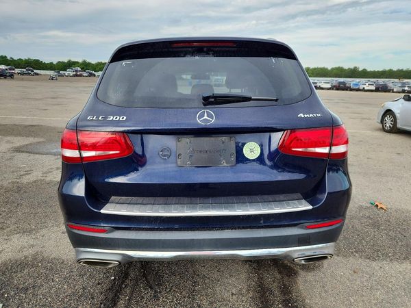 2018 MERCEDES-BENZ GLC
