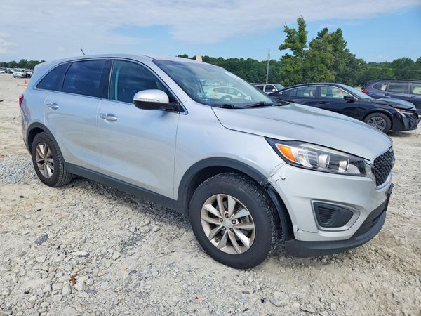 2016 KIA SORENTO L / LX