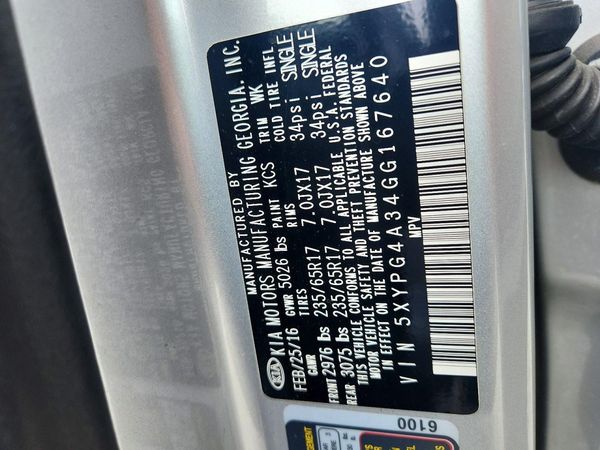 2016 KIA SORENTO L / LX