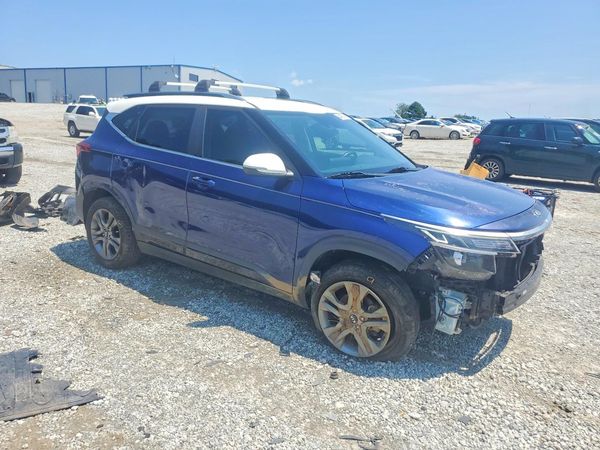 2021 KIA SELTOS S