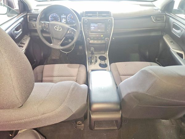 2016 TOYOTA CAMRY